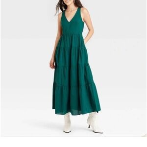 Universal thread dark green maxi dress